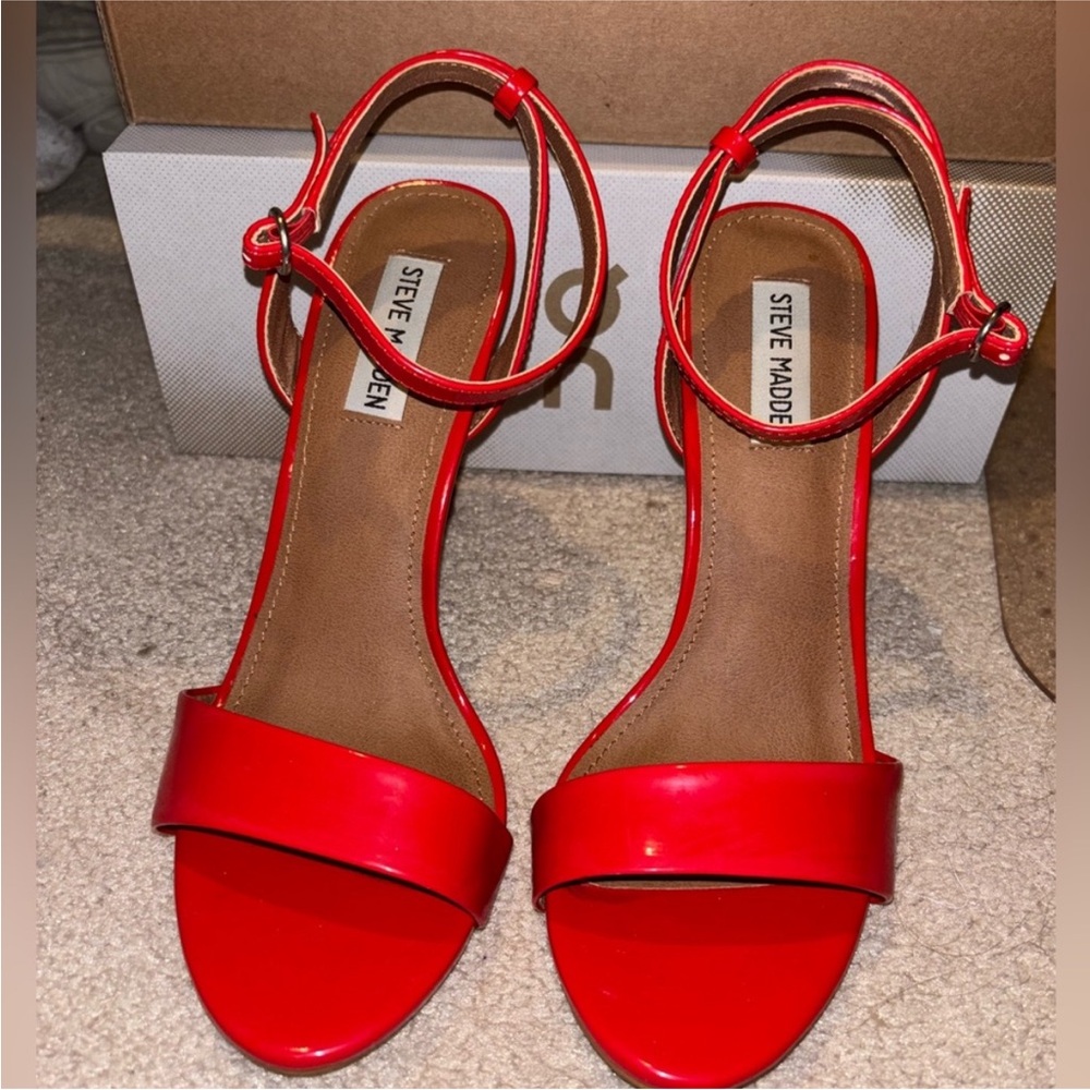 Steve Madden Reno Red Heels Sandals Pumps Shoes dressy sz 9.5